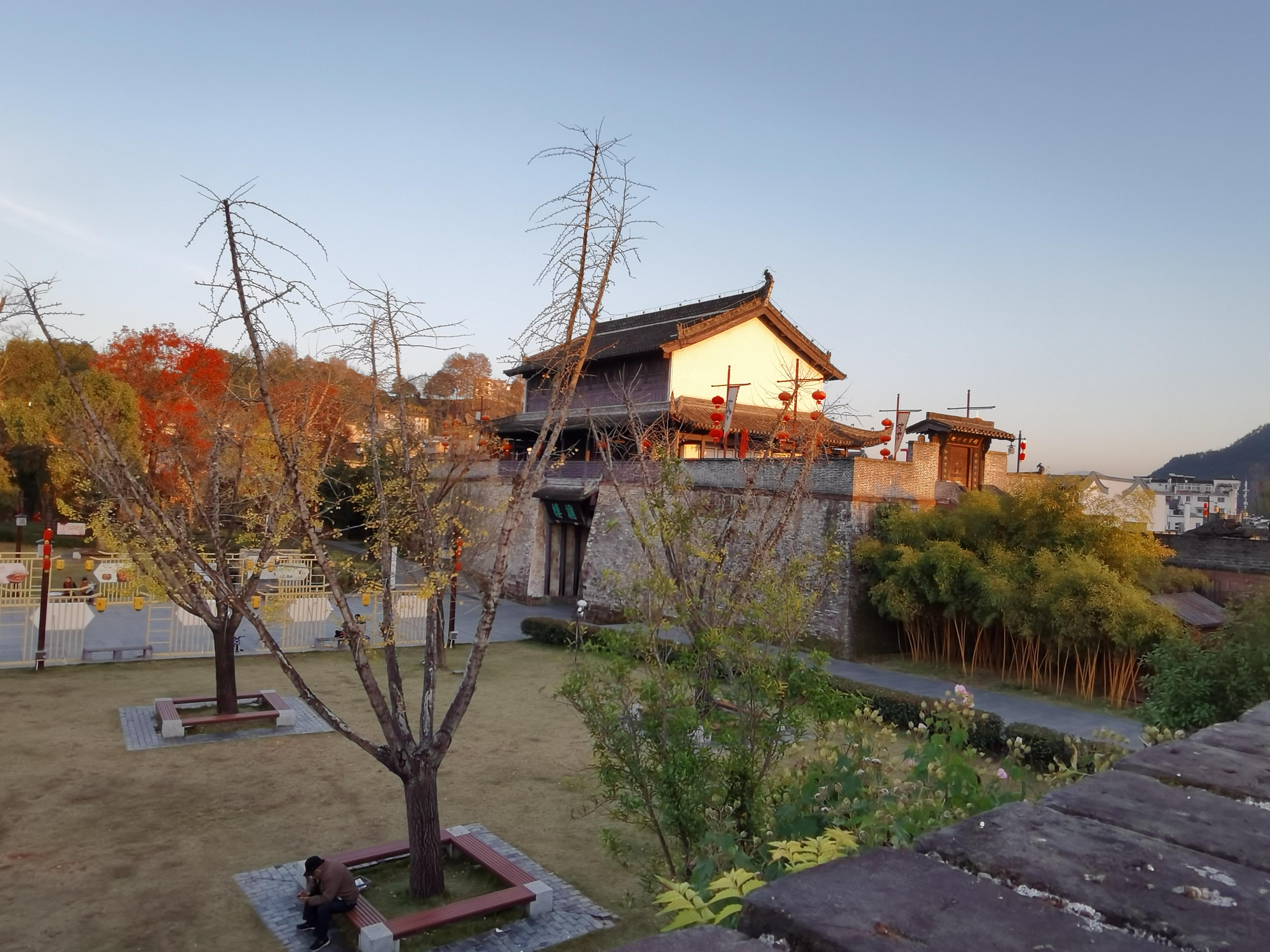 韩综艺新篇章，自然美景治愈之旅